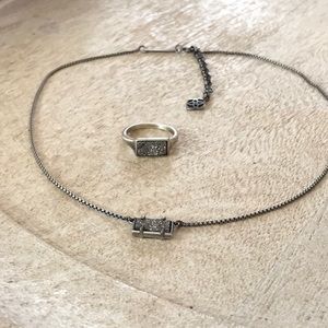 Kendra Scott necklace and ring set